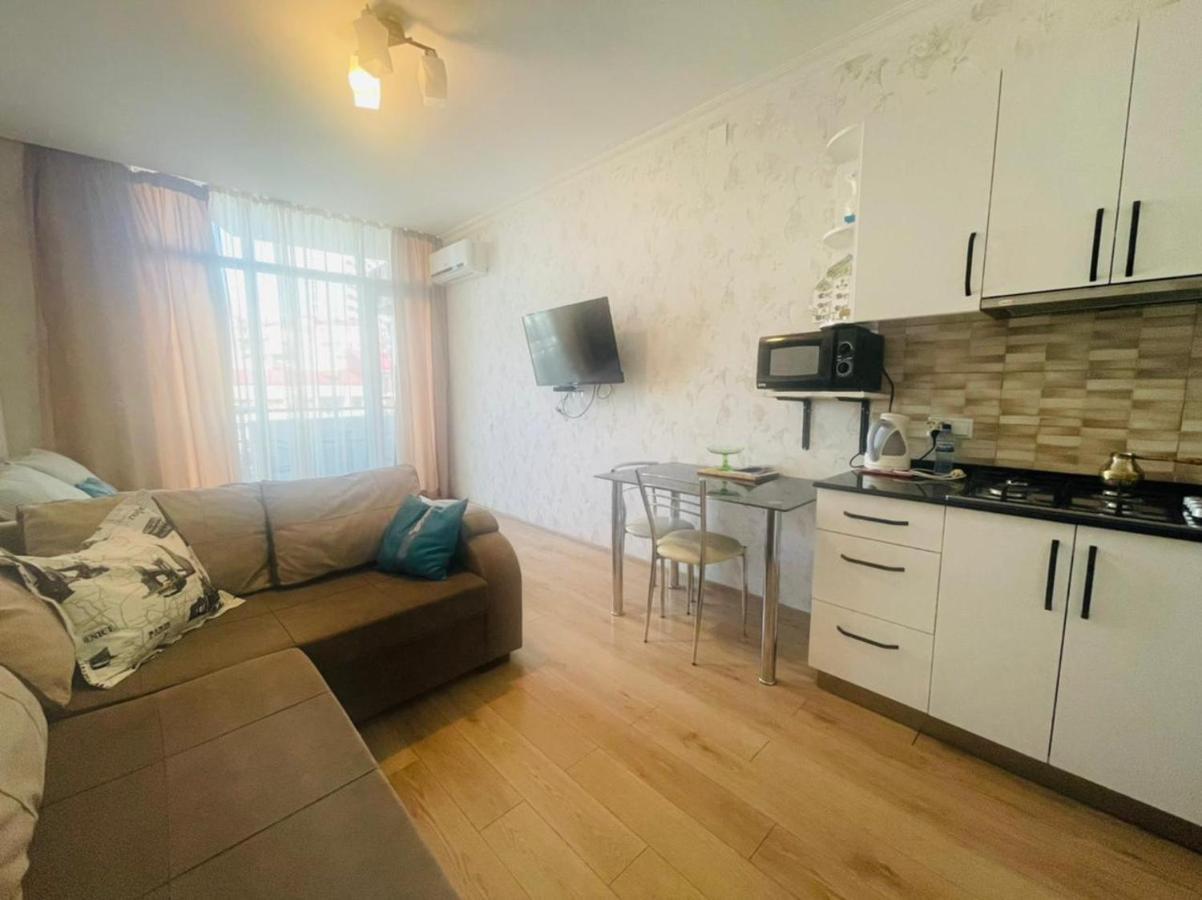 Sunny Mood Batumi Apartment Ngoại thất bức ảnh